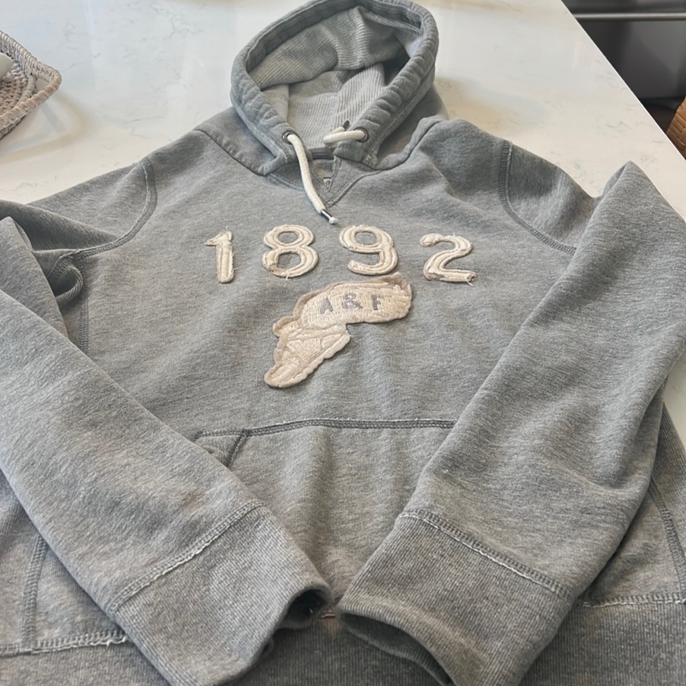 Abercrombie hoddie size large